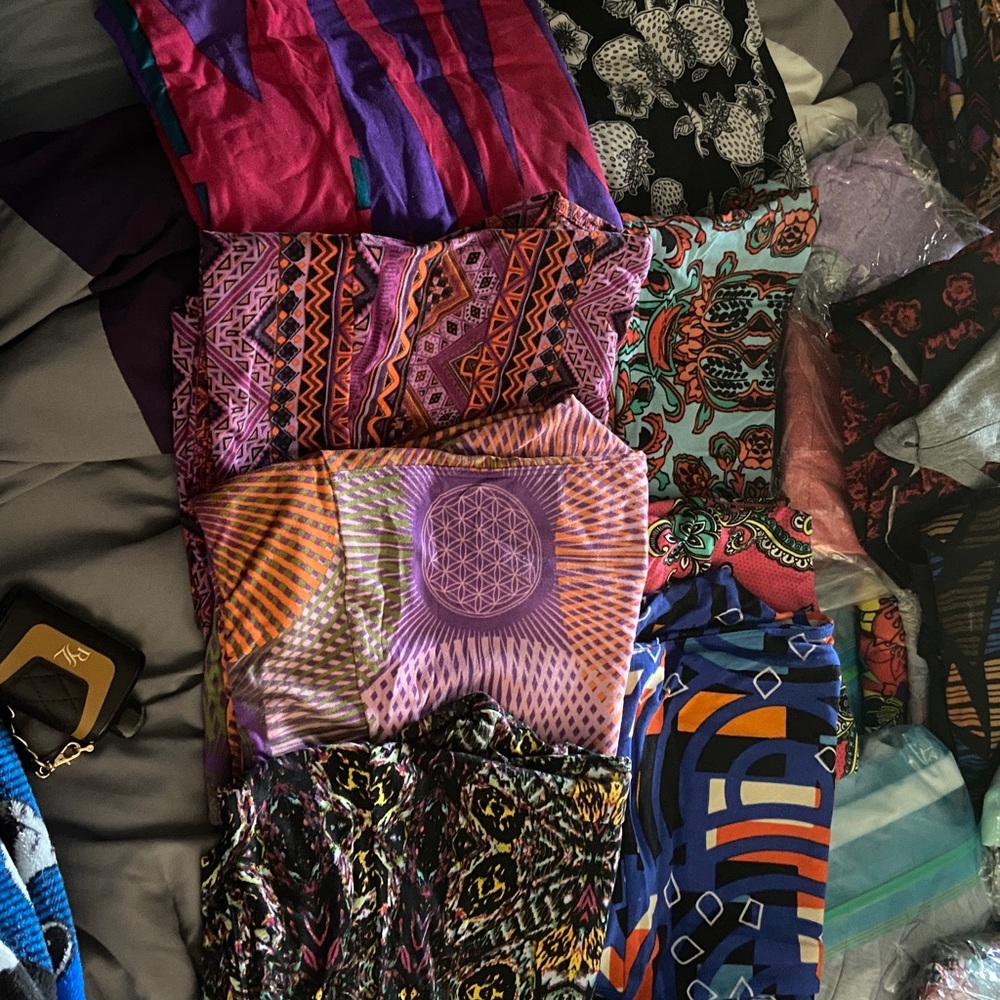 Colorful Patterned Lularoe tc leggings
